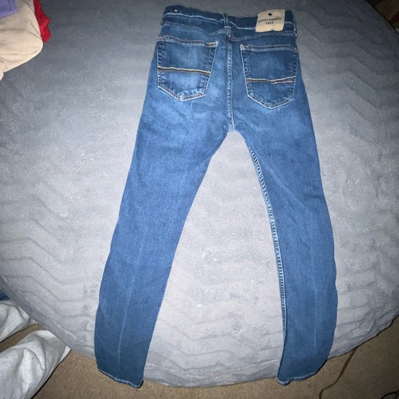 Abercrombie & Fitch Kids Medium Wash Super Skinny Jeans Size 15/16 Slim - Picture 2 of 9